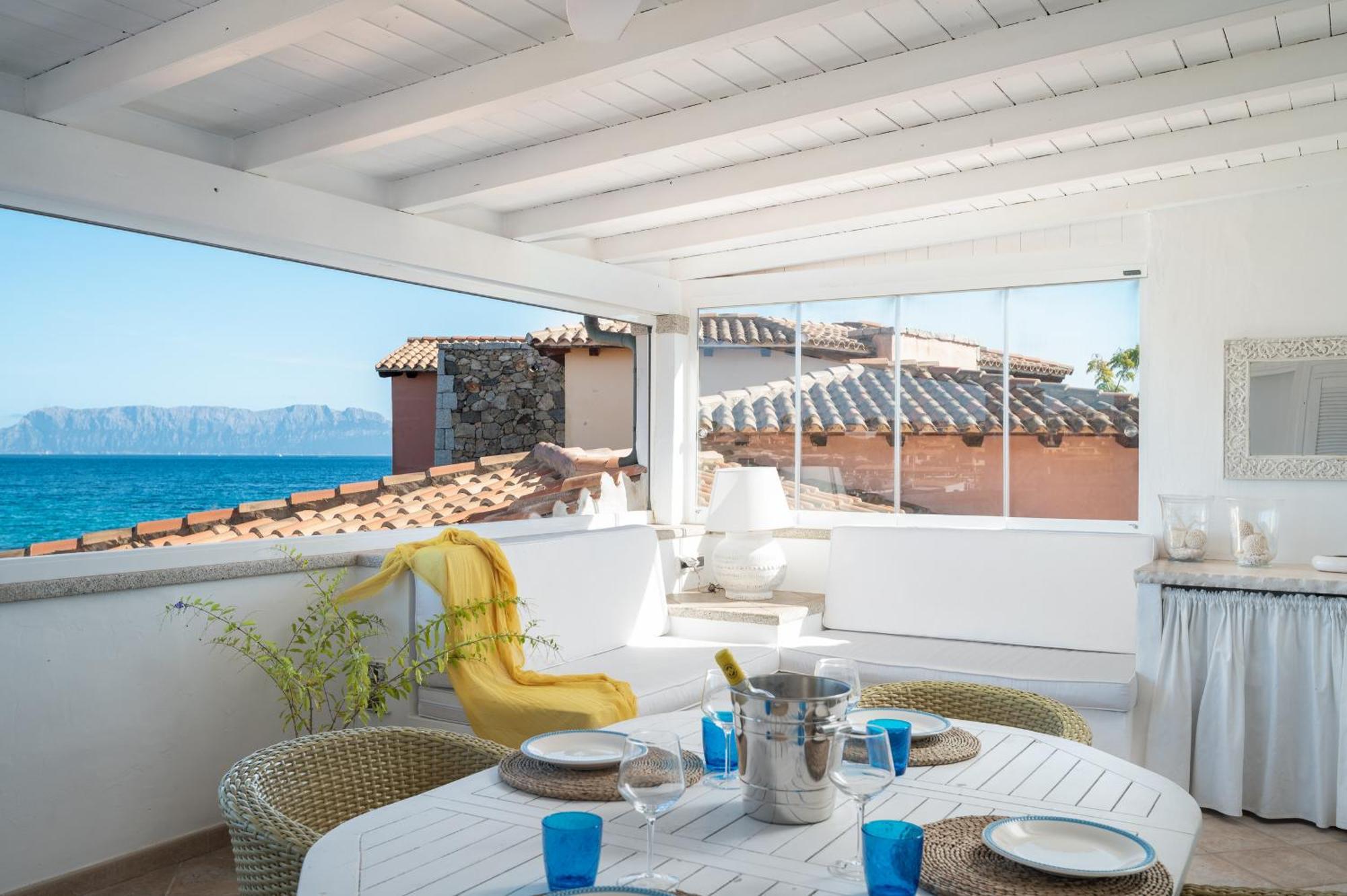S'Abba Seafront Apartments - Your House In Sardinia Golfo Aranci Ngoại thất bức ảnh