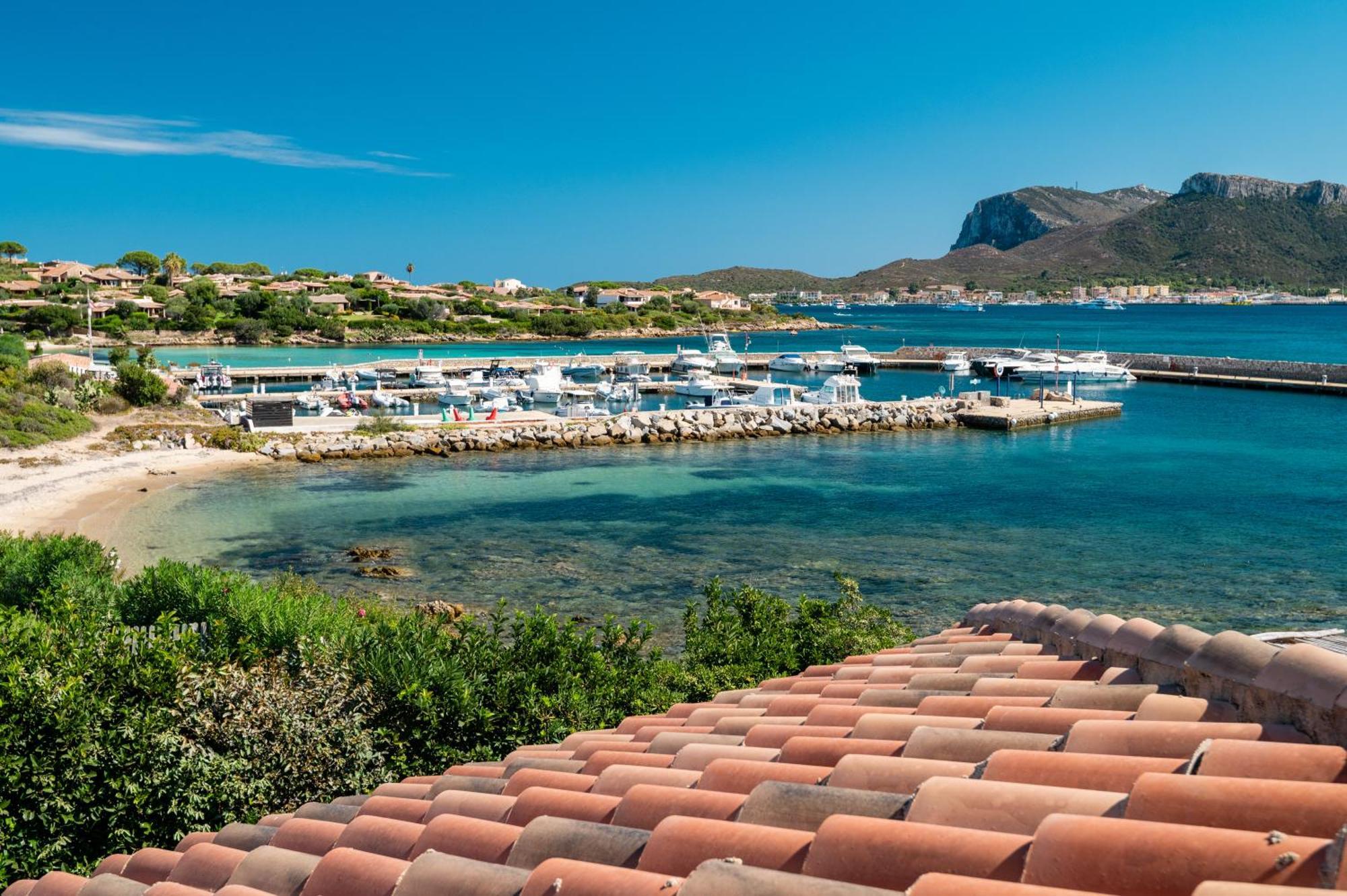 S'Abba Seafront Apartments - Your House In Sardinia Golfo Aranci Phòng bức ảnh
