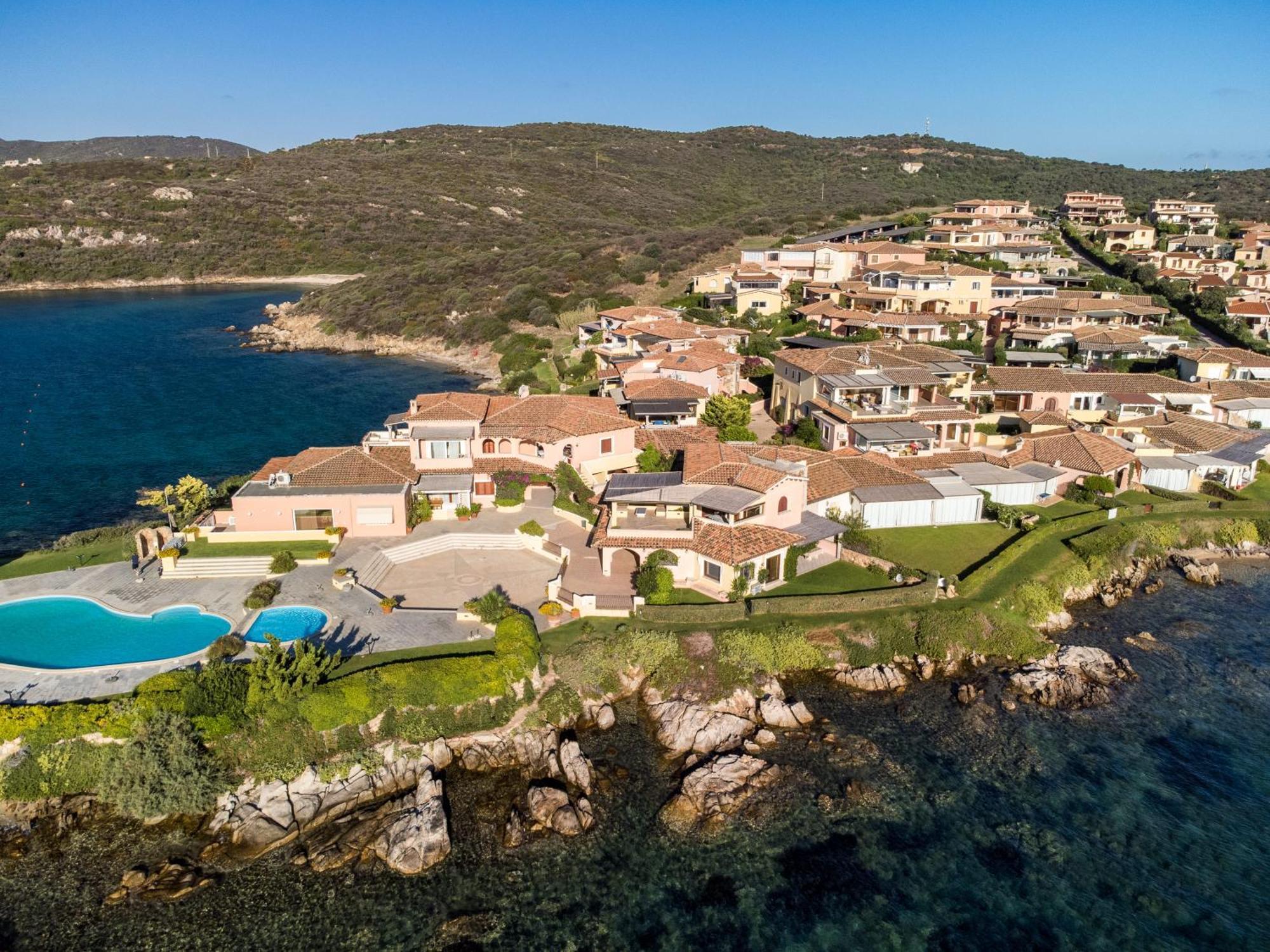 S'Abba Seafront Apartments - Your House In Sardinia Golfo Aranci Ngoại thất bức ảnh