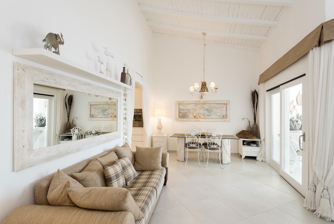 S'Abba Seafront Apartments - Your House In Sardinia Golfo Aranci Ngoại thất bức ảnh